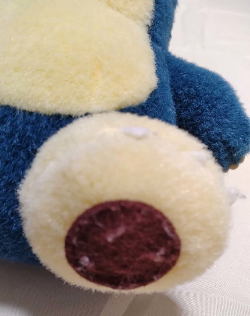 TOMY製初代カビゴンぬいぐるみの足