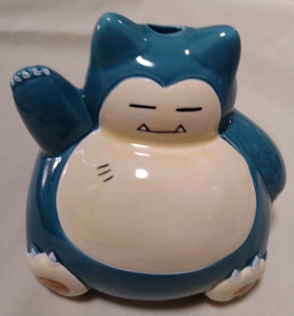 カビゴンの蚊取り線香入れの正面