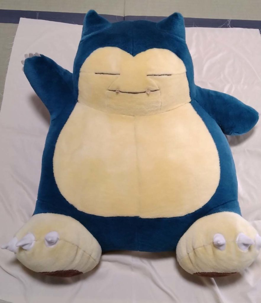 おっきなカビゴンぬいぐるみ（正面）